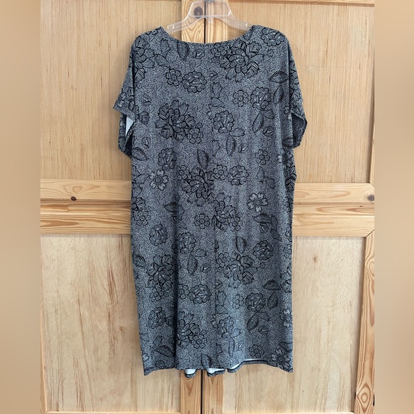 J. Jill Wearever collection floral pleated V-neck cap sleeve dress staple - Picture 3 of 5